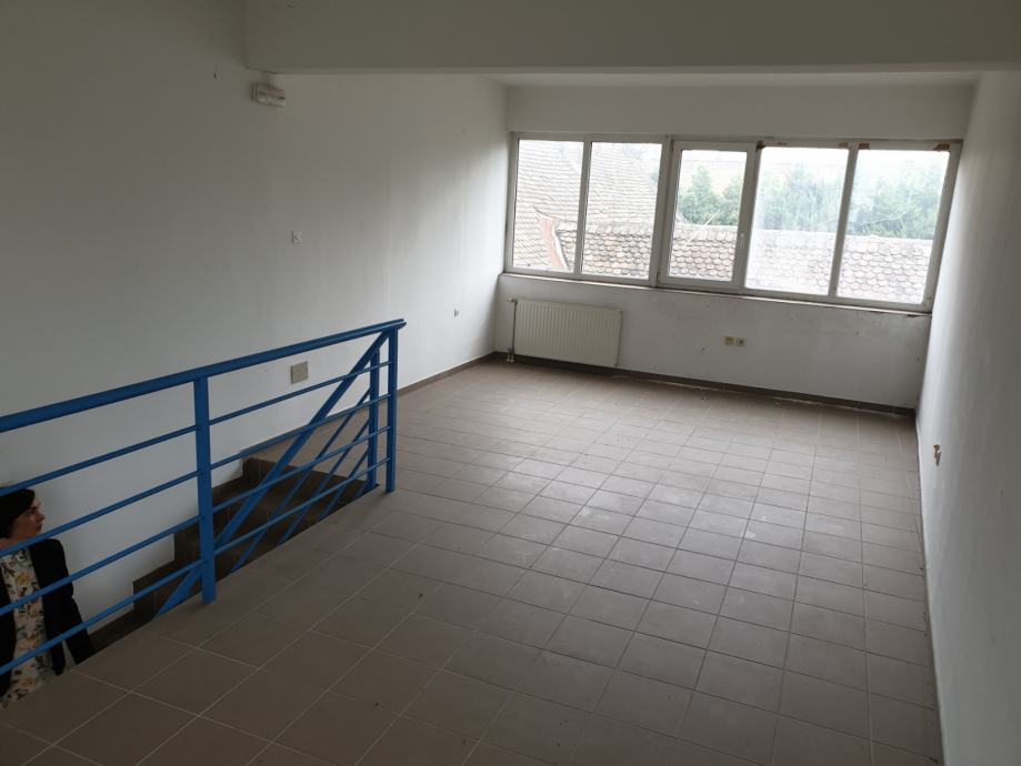 Poslovni prostor:60 m2, Gornji grad (prodaja)