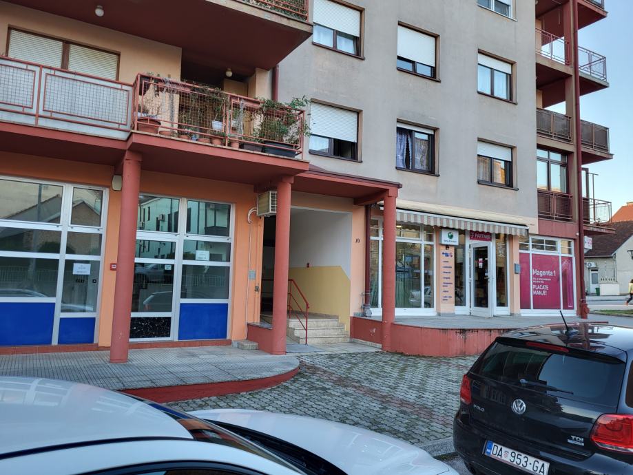 Poslovni prostor: Daruvar, trgovina, 82 m2 (iznajmljivanje)