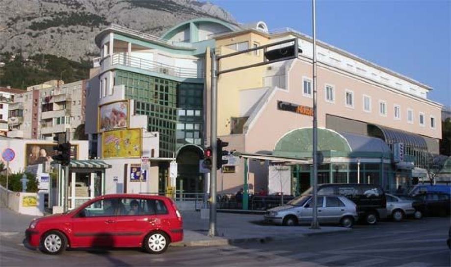 Poslovni prostor - Makarska (iznajmljivanje), cijena s PDV-om (iznajmljivanje)