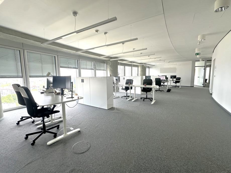 POSLOVNI PROSTOR, ZAKUP, ZAGREB, SKY OFFICE, 202 m2 (prodaja)