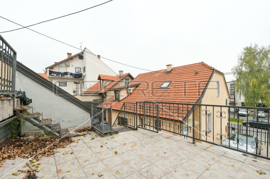 Prodaja, kuća, Kustošija, Vatrogasna, Samostojeća, 240m2 (prodaja)