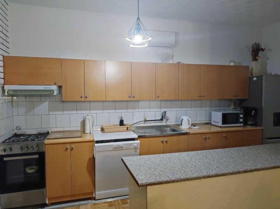 Prodaja kuće 280m2 Sarvaš (prodaja)