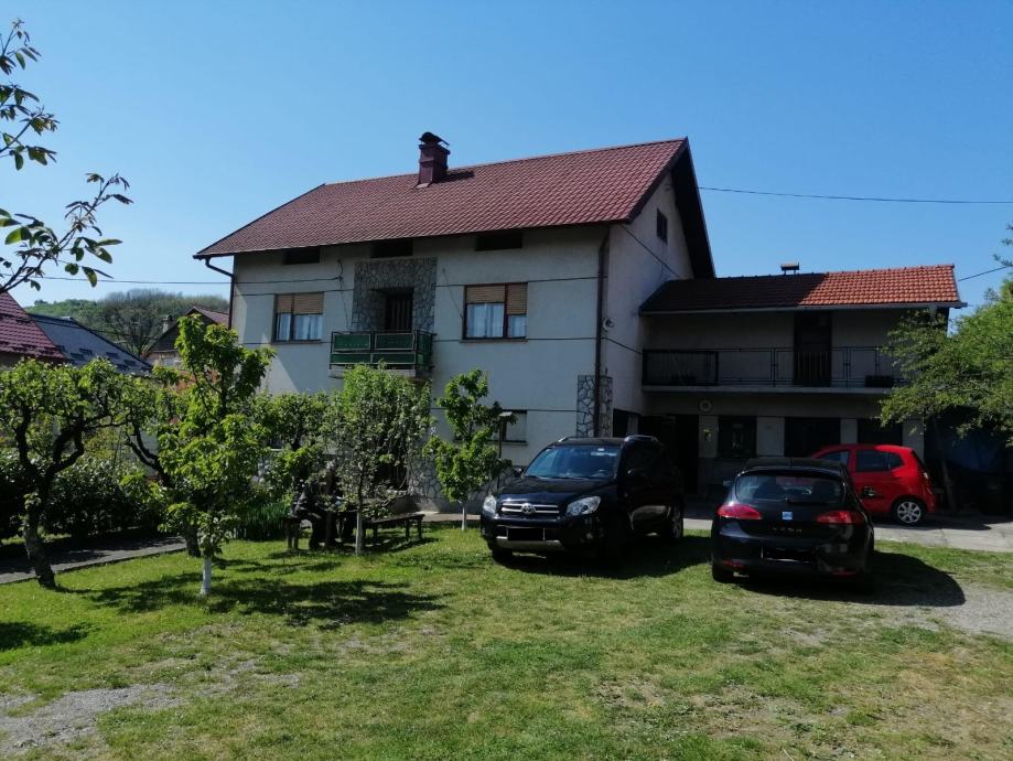 PRODAJA: Prostrana kuća - Zagreb (Glavnica Donja),  271 m2 (prodaja)