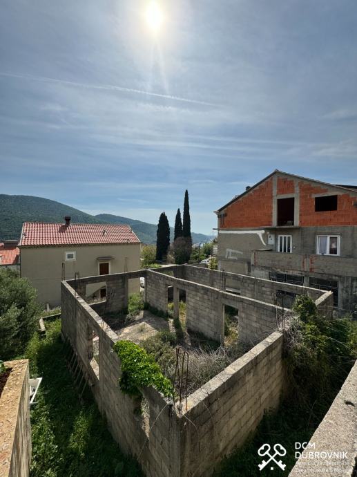 Prodaje se građevinsko zemljište u Mokošici