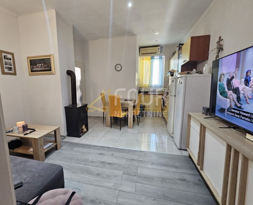 Rijeka, Turnić, 33.45m2, 1skl, pogled na more (prodaja)