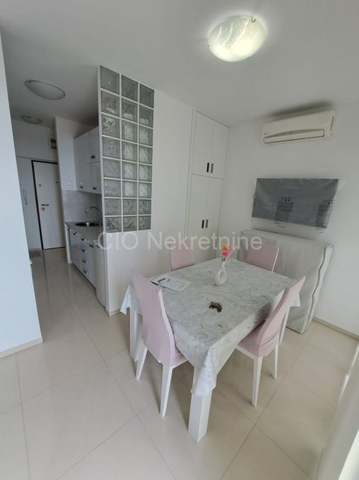 Split, Dobri, jednosoban stan 42 m2, lift, prodaja (prodaja)