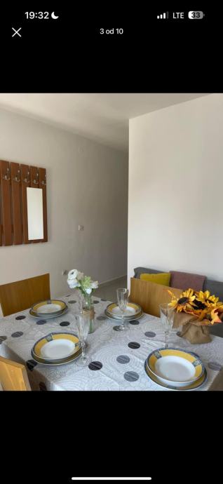 Stan: Privlaka, 65.00 m2 (iznajmljivanje)