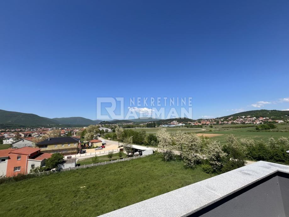 Stan: Sinj, 58.00 m2, 2SS Penthaus ,novogradnja (prodaja)