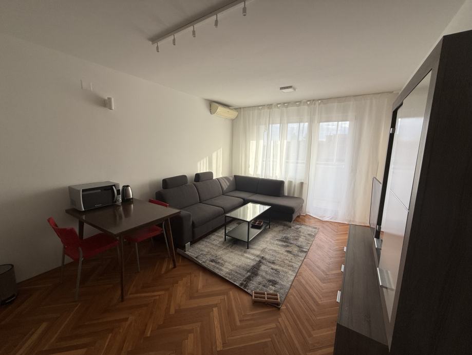 Stan: Zagreb (Malešnica), 40.00 m2 (iznajmljivanje)