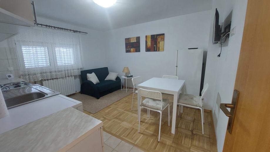 Stan: Zagreb (Stenjevec), 44.00 m2 Prvi najam - Pet friendly (iznajmljivanje)