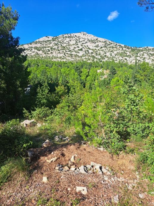 Starigrad, građevinsko zemljište 487m2