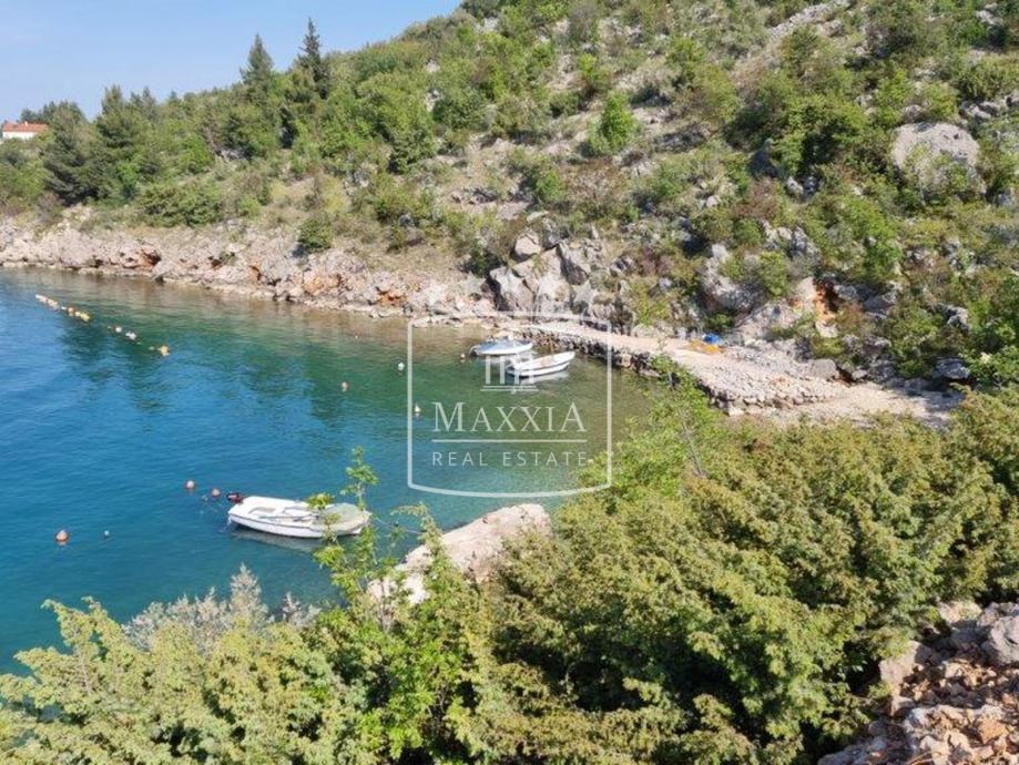 Starigrad Paklenica - građ. zemljište 1682 m2, 200m od mora! 189000€