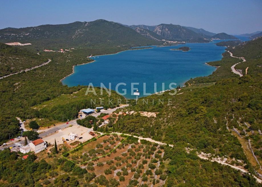 Ston, Zaton Doli - građevinsko zemljište s pogledom na malostonski zal