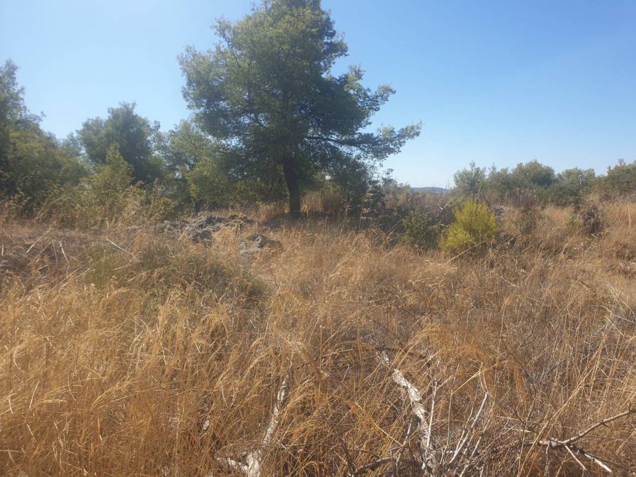 TROGIR, 5934 M2, LUX ZEMLJIŠTE SA OTVORENIM POGLEDOM NA 4 STRANE SA OT