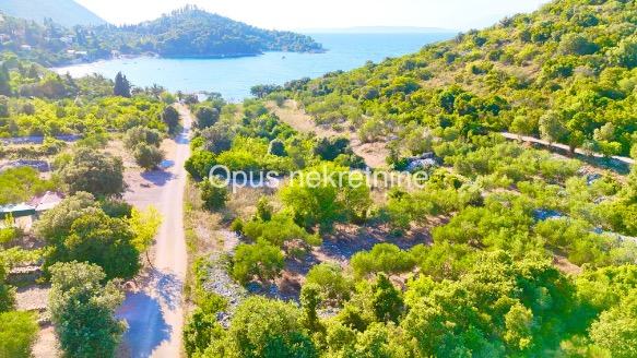 TRPANJ, PELJESAC-građevinsko zemljište 4678 m2 za ville za odmor