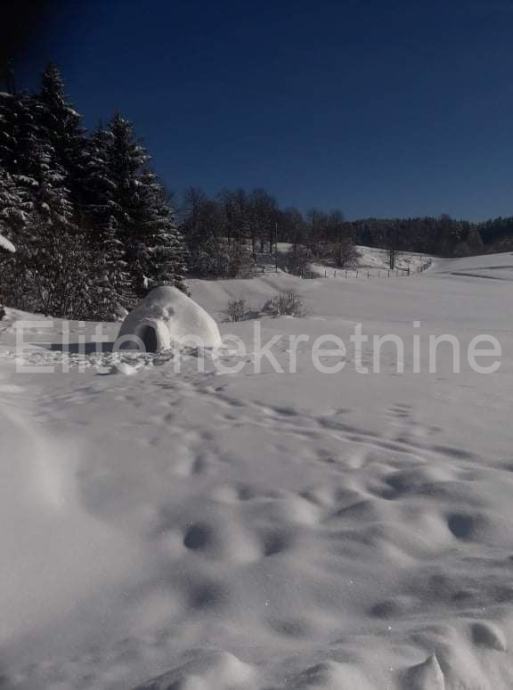 Tršće - poljoprivredno zemljište 1032 m2