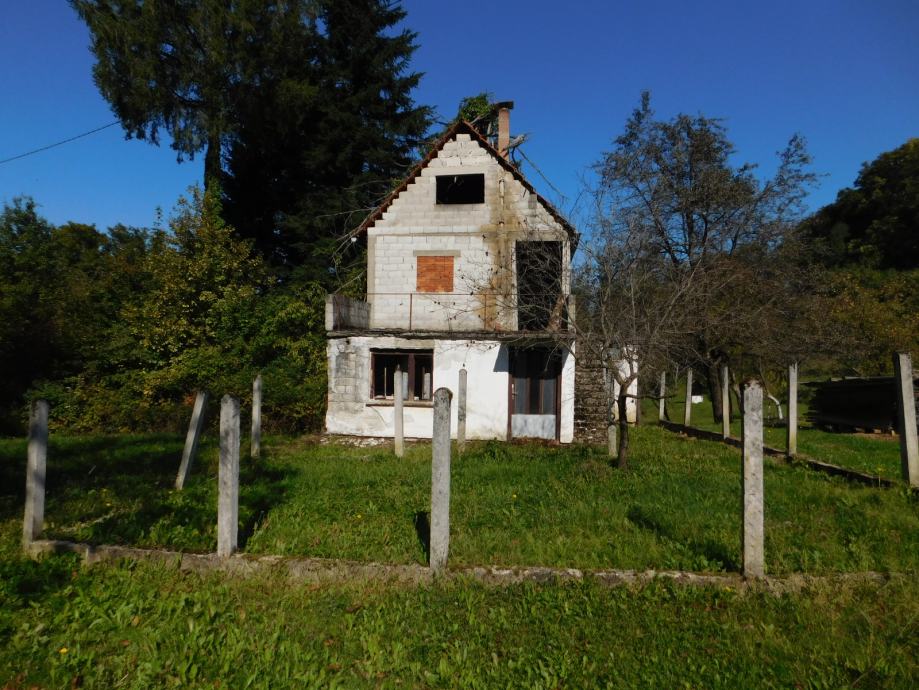 MARIJA BISTRICA (TUGONICA) ZEMLJIŠTE 1914m2 I RUŠEVNA KUĆA