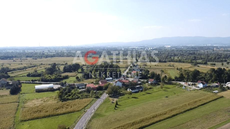 Velika Gorica, Sasi, zemljište 3639 m2, blizina Domovinskog mosta