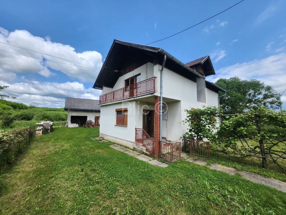 Vrginmost / Gvozd, kuća i okućnica od 1626 m2, 49.900 € (prodaja)