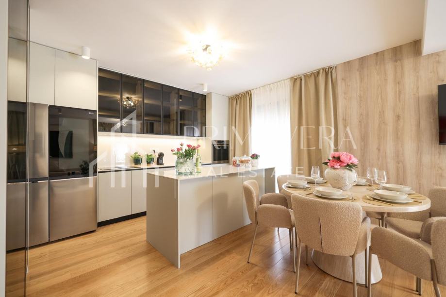 Zadar, dizajnerski penthouse s krovnom terasom, novogradnja (prodaja)