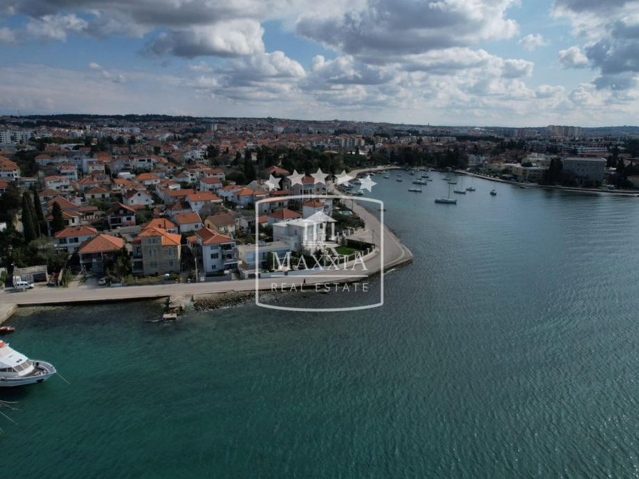 Zadar - kuća 188m2 za obnovu odlična lokacija! 590000€ (prodaja)