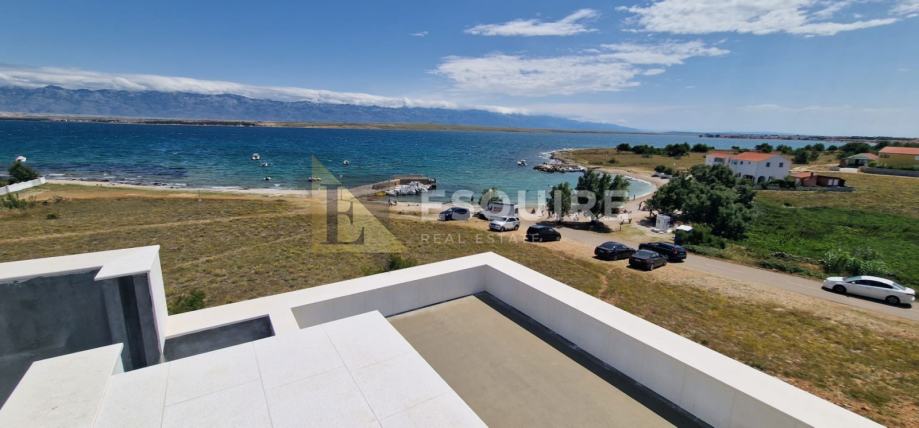 ZADAR - VIR Villa u novogradnji sa dva bazena - 180m2 (prodaja)