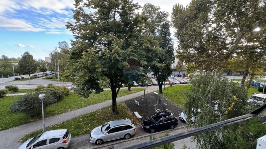 Zagreb, Knežija - jednosoban stan 32 m2 (prodaja)