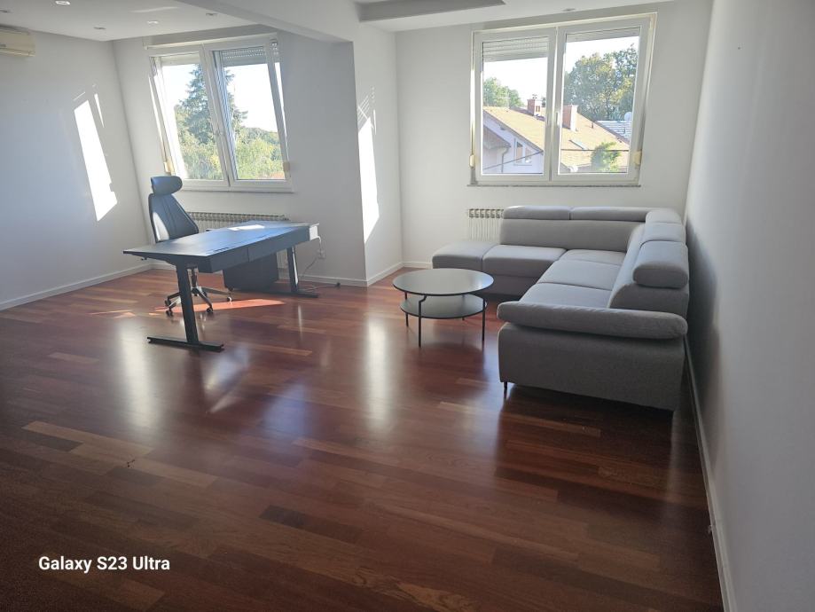 Zagreb, Mikulići, 148.00 m2, 3 sobni stan (prodaja)