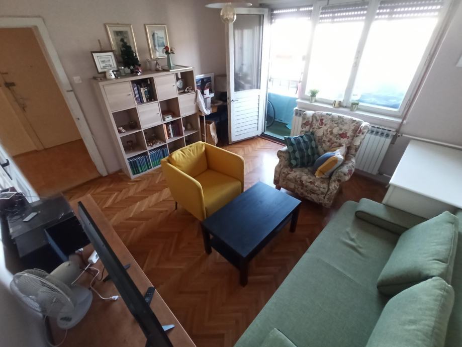 Zagreb - Savica, 2-sobni stan 62m2, 4.kat, loggia, balkon (prodaja)