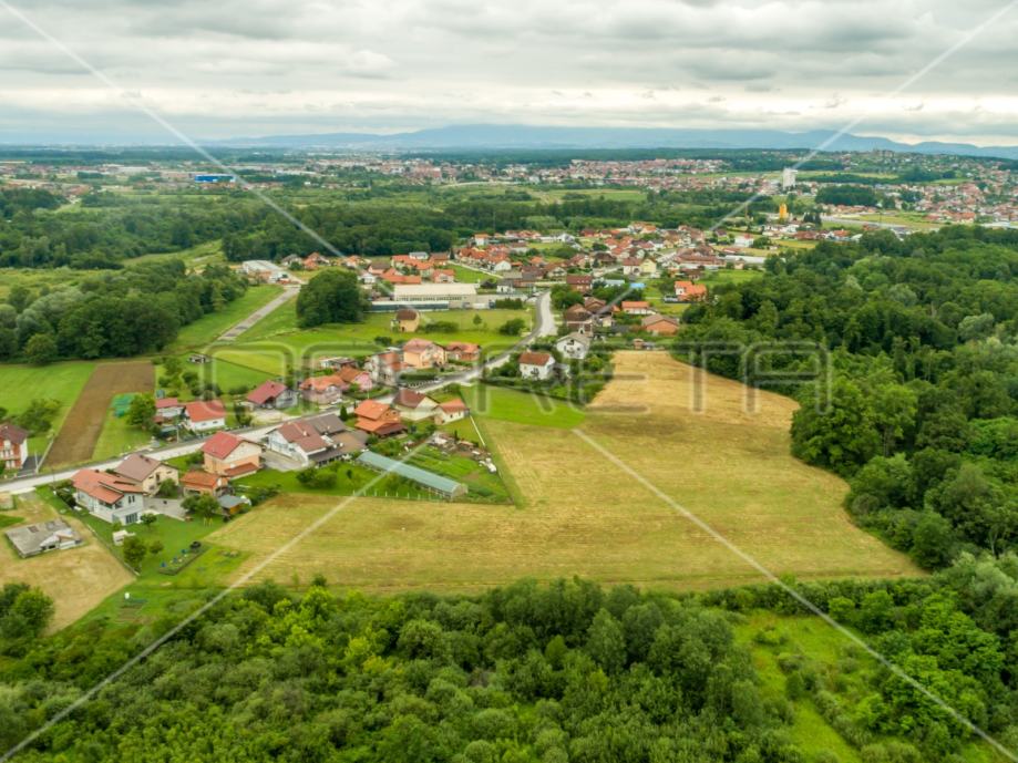 Zagrebačka ulica 83, Dugo Selo, 13.350,00 m2, 534.000,00 EUR