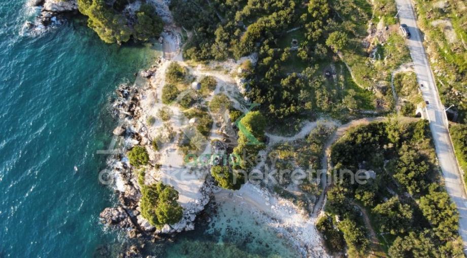 Zemljište za Beach bar- prvi red uz more-Makarska Rivijera