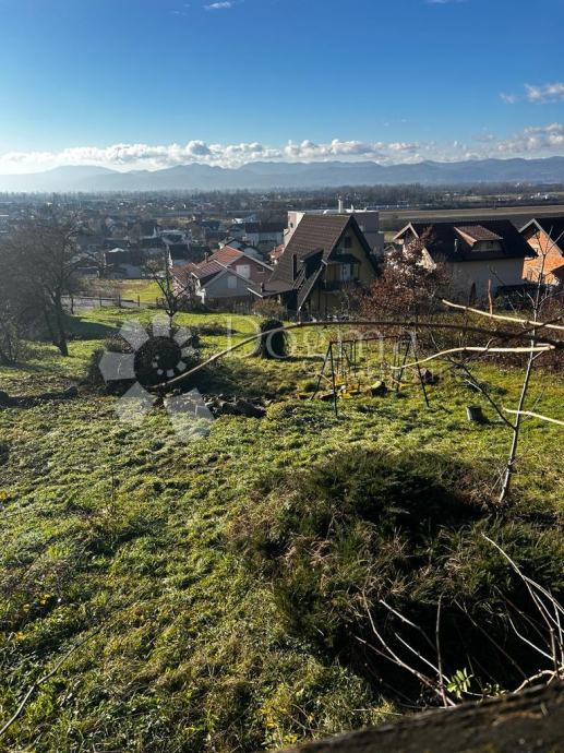 Zemljište sa prekrasnim pogledom