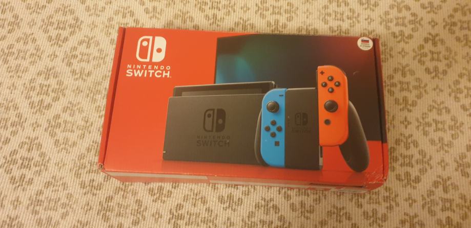 Nintendo switch red blue