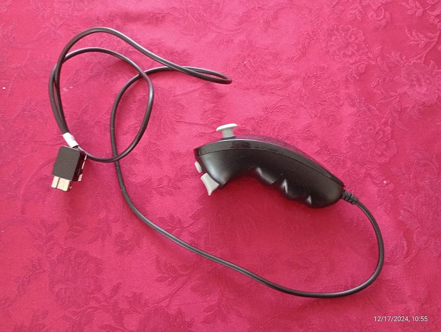 Nintendo Wii nunchuk