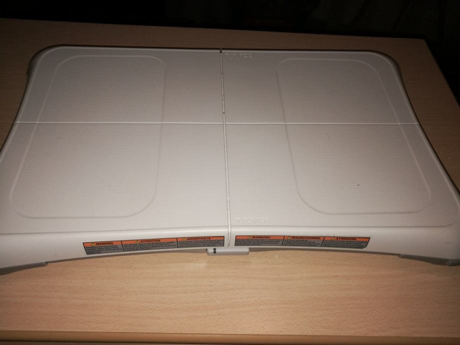 WII FIT BOARD