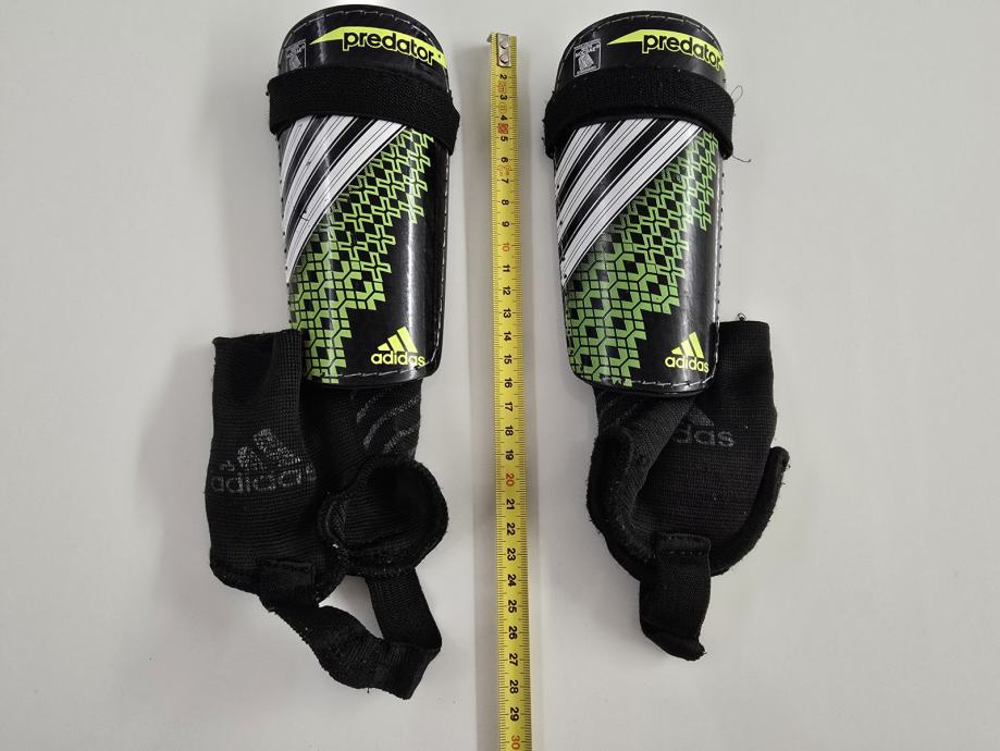 Adidas Predator-dječji kostobrani 16cm