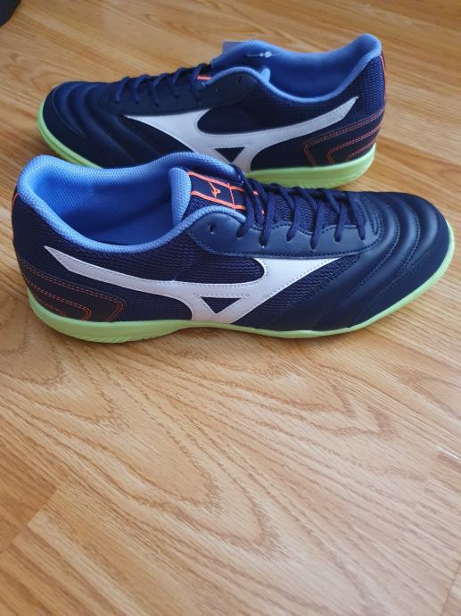 Tenisice za nogomet Mizuno 40 - NOVO