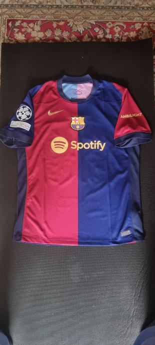 DRES FC " BARCELONA " + ŠAL