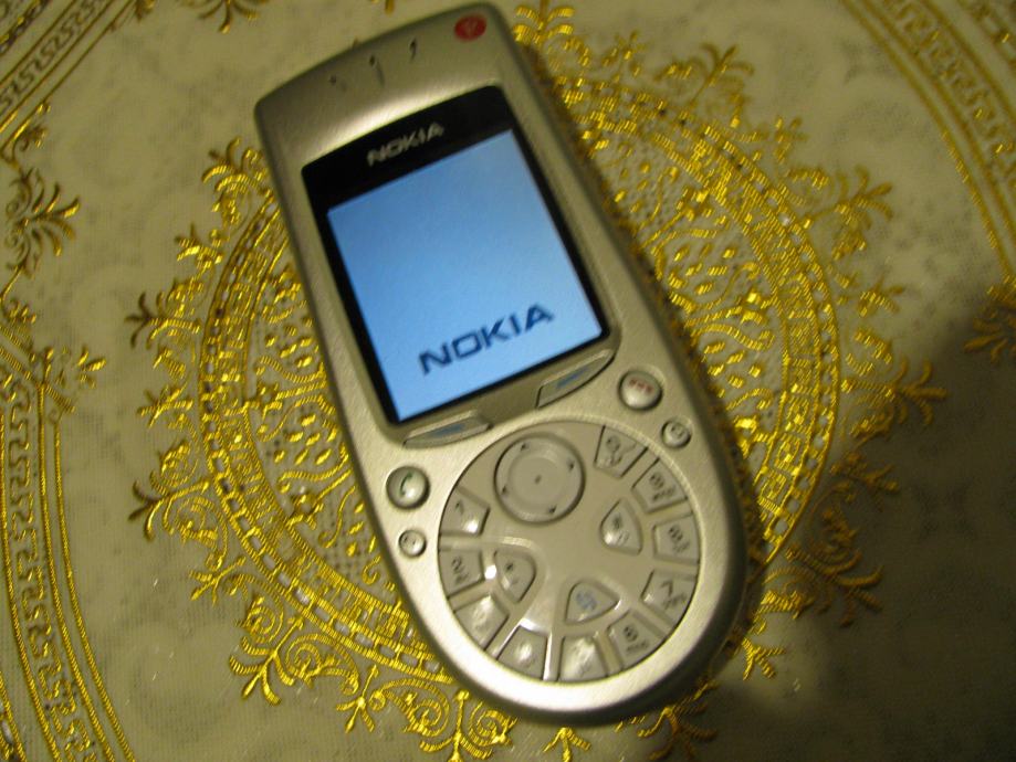 Nokia 3650 - kučište i ekran lcd ok