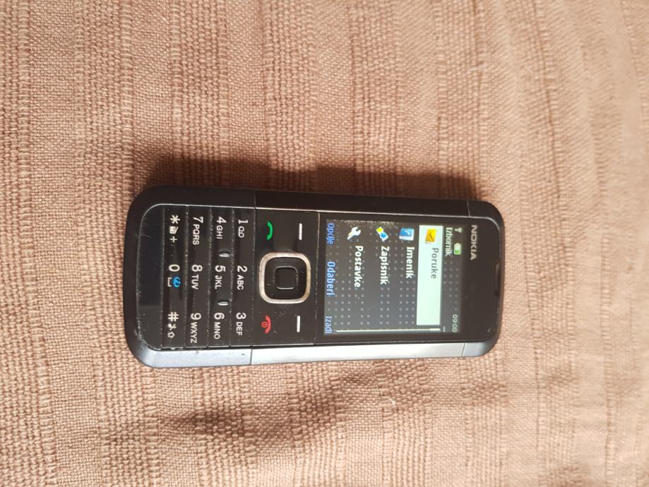 Nokia 5000,097-098-099 mreže, sa punjačem