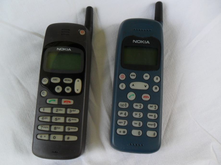 Stara Nokia 1610, 2 kom.