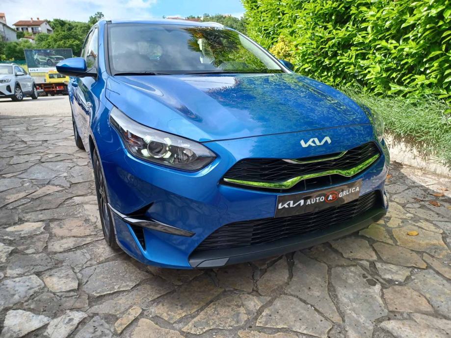 Kia Ceed SW 1.5 T-GDI LX CHAMPION-NOVO VOZILO MODELNA 2025