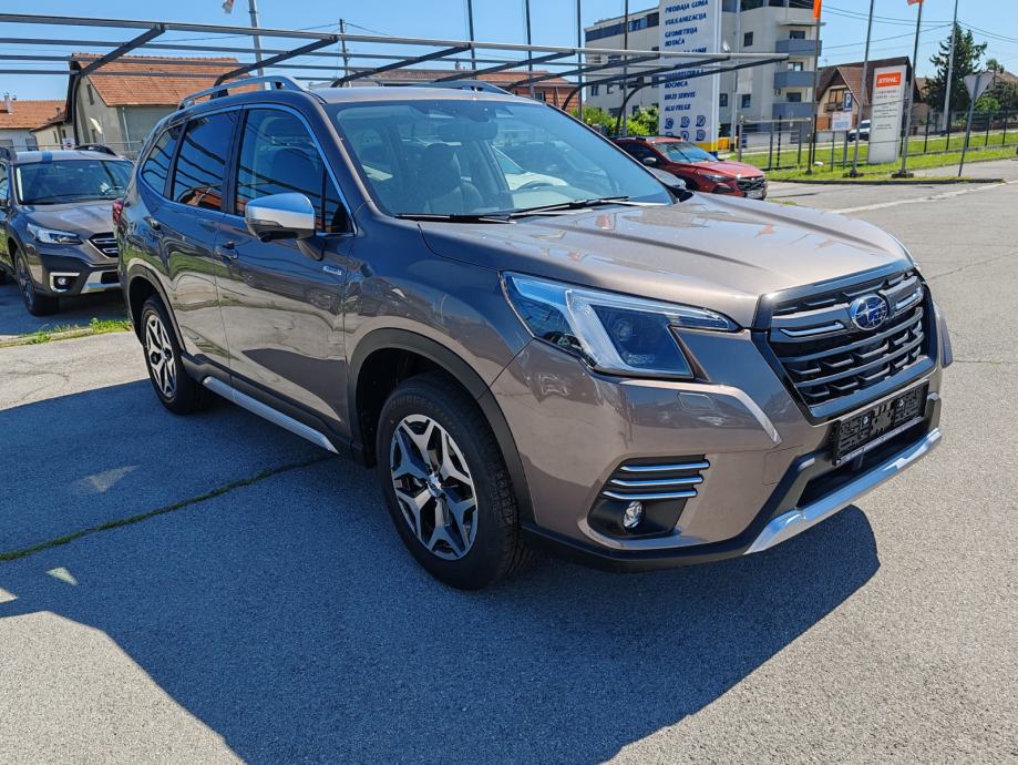 Subaru Forester 2,0i STYLE AWD LINEATRONIC HYBRID