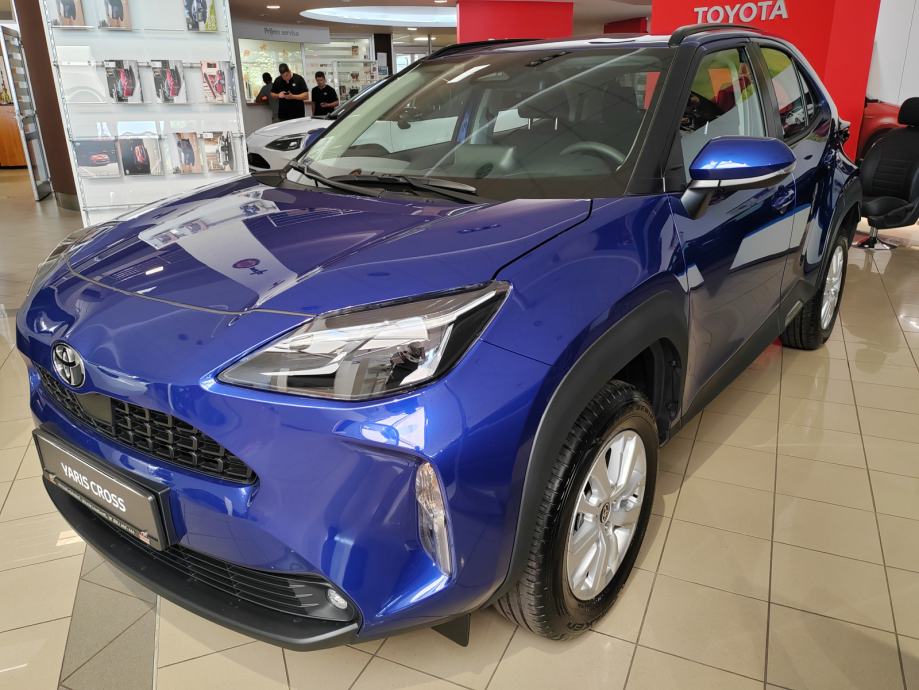 TOYOTA YARIS CROSS SOL 1.5 HEV, UŠTEDA 6.759 EUR! JAMSTVO 10 GODINA !!