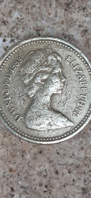 one pound 1983 elizabeth II error