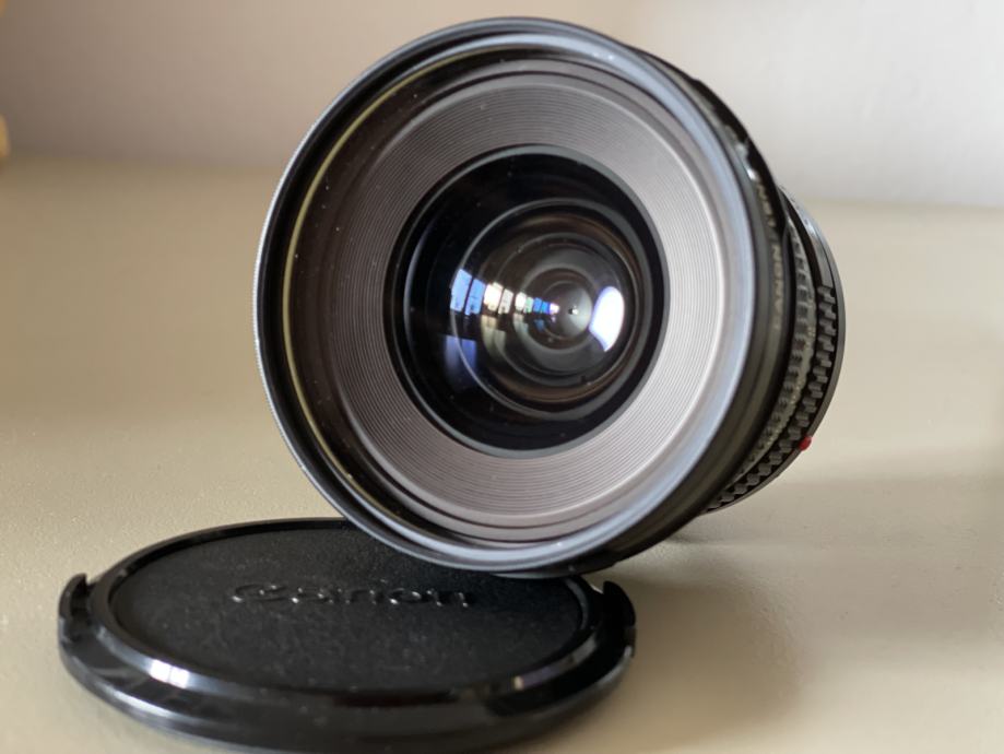 Canon FD (nFD) 20mm f/2.8