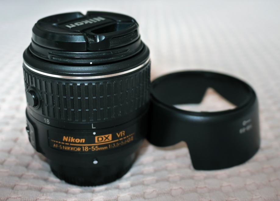 Nikon AF-S Nikkor 18-55mm VR II