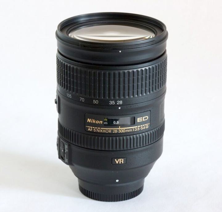 Nikon Nikkor AF-S 28-300mm f/3.5-5.6G ED VR