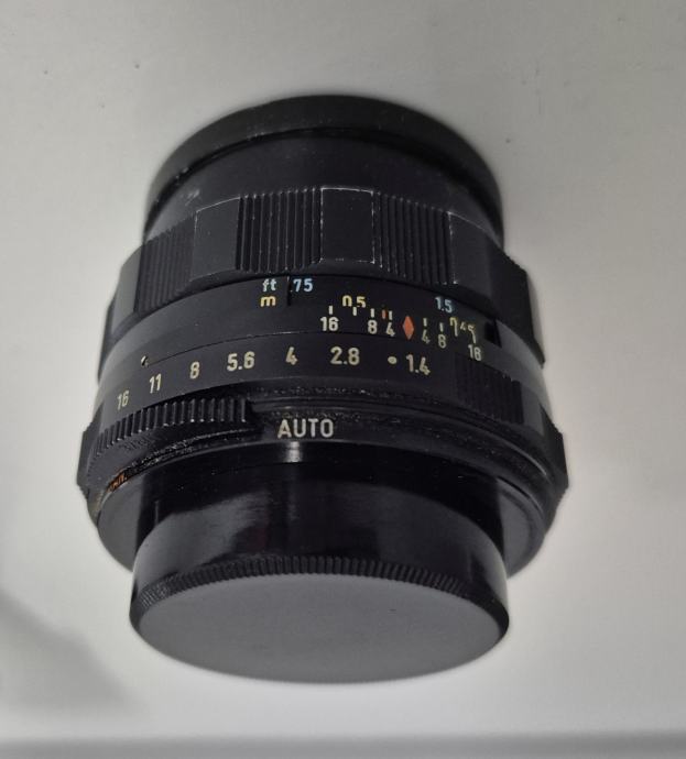 Pentax 50mm f1.4, 2x tele konverter, konverter M42 na 4/3 mount