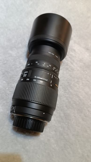 Sigma DG 70-300 mm 1:4-5.6 za Nikon